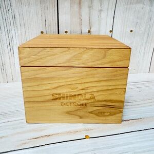 Shinola Detroit watch wood storage box only with Lightning Bolt